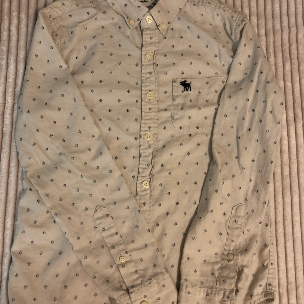 Boys Abercrombie Long sleeve button up shirt. Size 11/12.